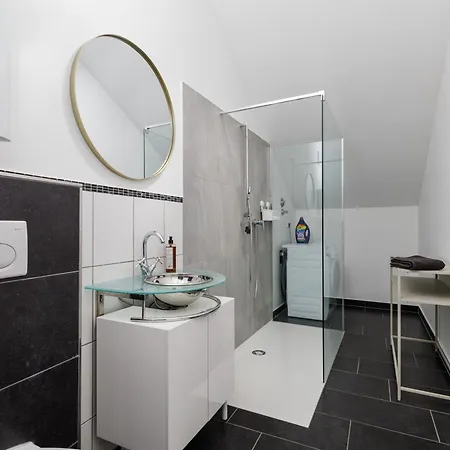 Auszeit Im Zentrum Von Braunau, Netflix Apartment *