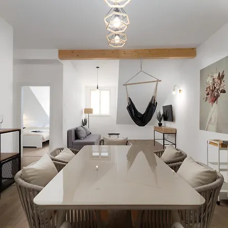 Apartment Auszeit Im Zentrum Von Braunau, Netflix Braunau am Inn