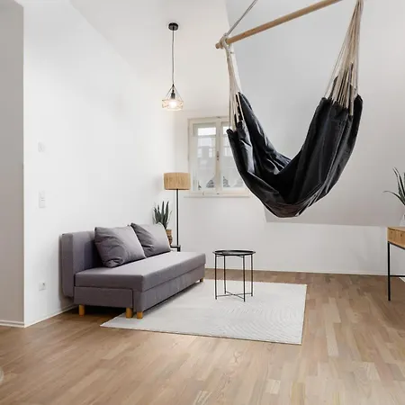 Auszeit Im Zentrum Von Braunau, Netflix Apartment *